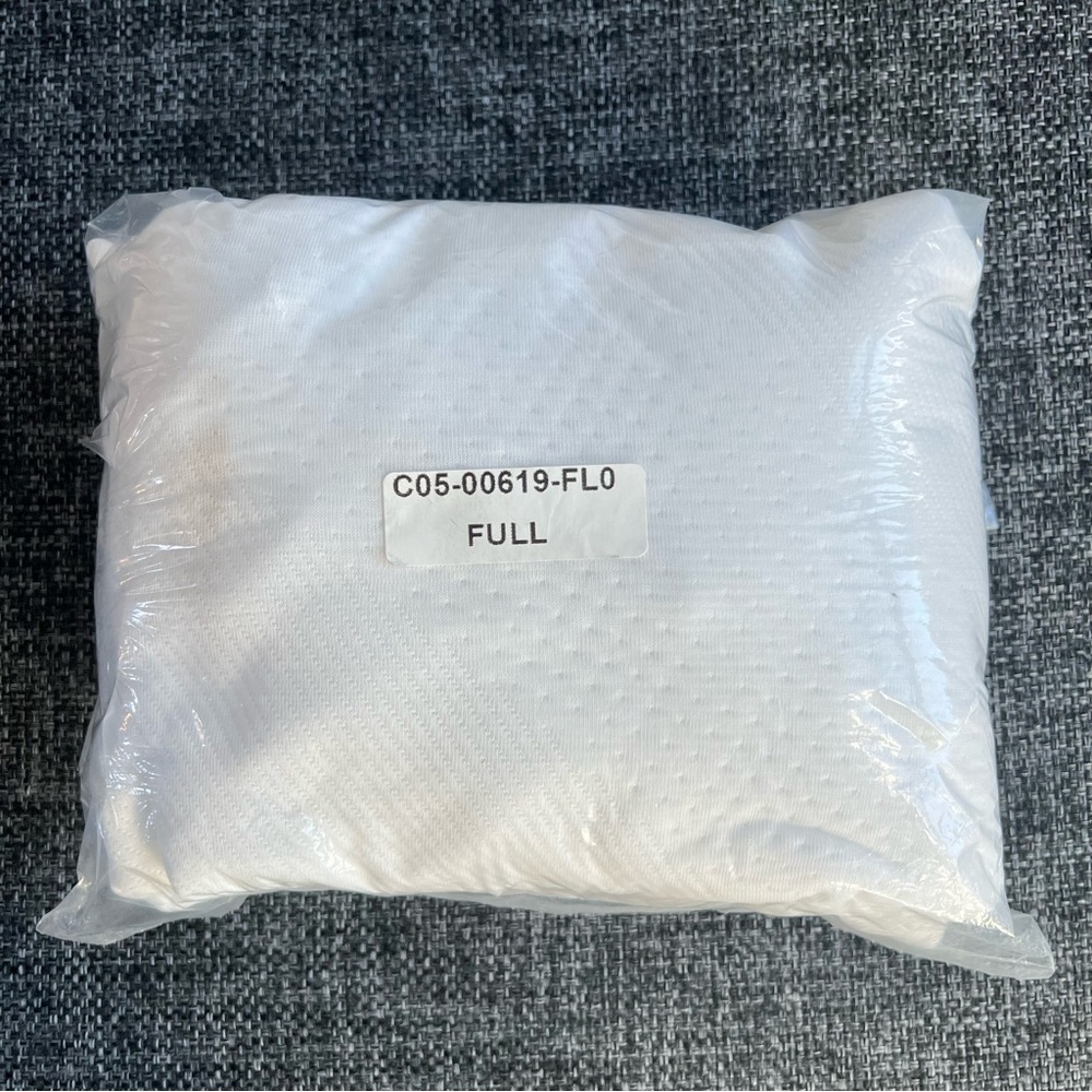 NWOT Sealy Mattress Cover- Full Size